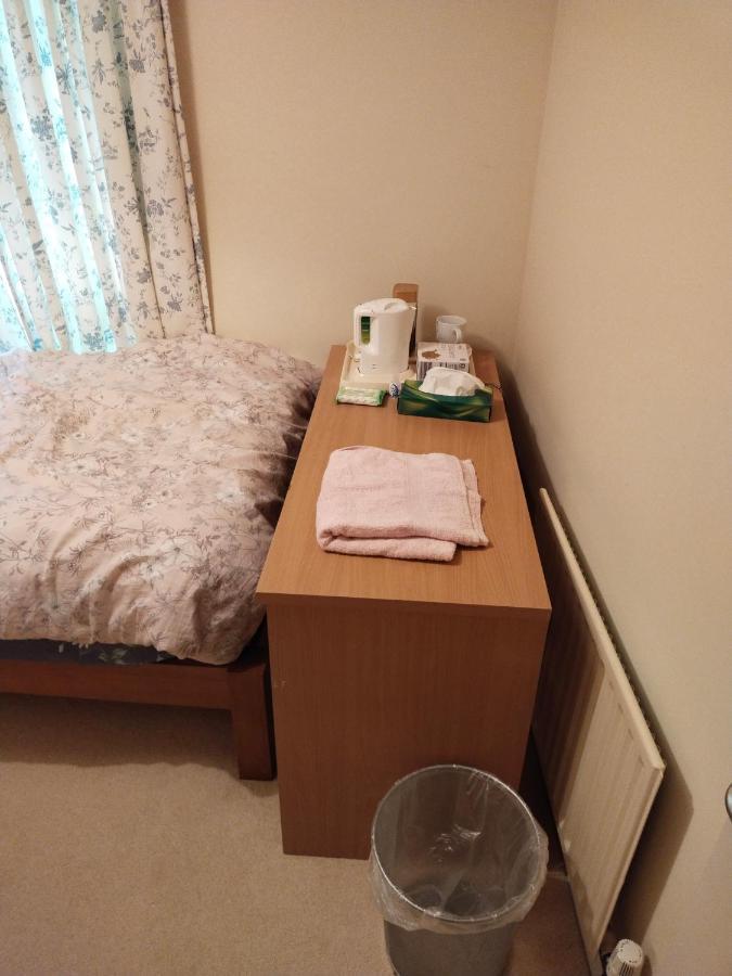 Crescent Apartments Homestay Cork Exteriör bild